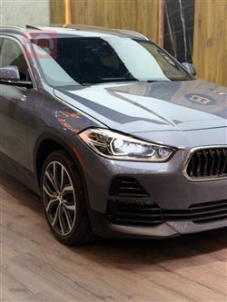 بی ئێم دەبڵیو X2